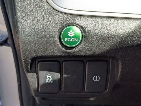 Used 2016 Honda CR-V EX image 25