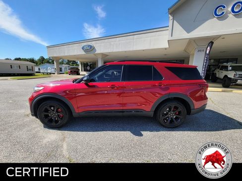 Certified 2022 Ford Explorer ST w/ ST Street Pack AWD/4WD image 3