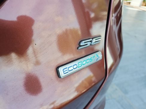 Used 2016 Ford Fusion SE w/ Equipment Group 202A FWD image 25