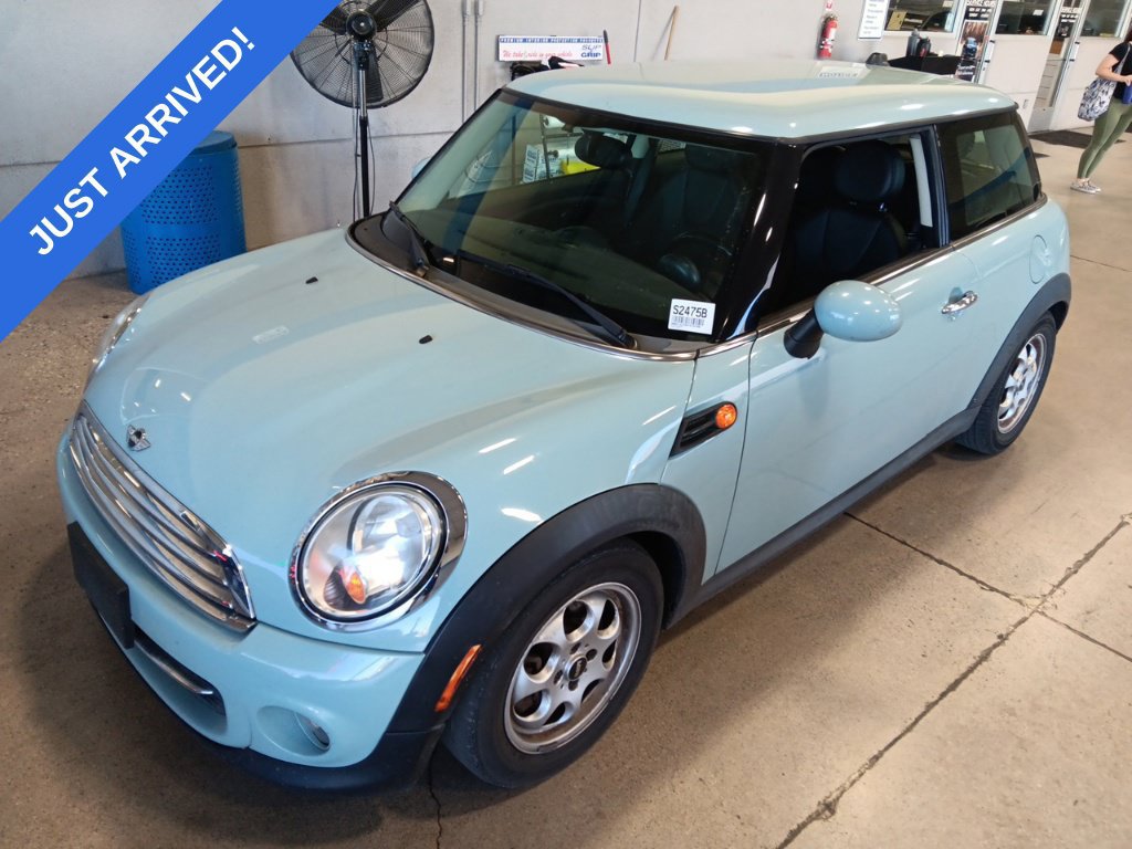 Used 2013 MINI Cooper Hardtop FWD image 1
