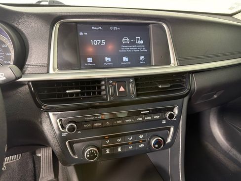 Used 2020 Kia Optima LX FWD image 16