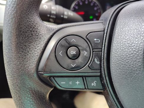 Used 2019 Toyota RAV4 XLE AWD/4WD image 26
