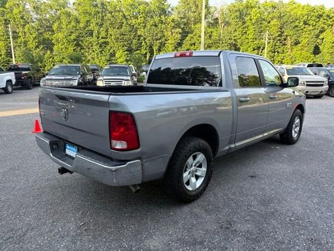 Used 2021 RAM 1500 Classic SLT RWD image 5