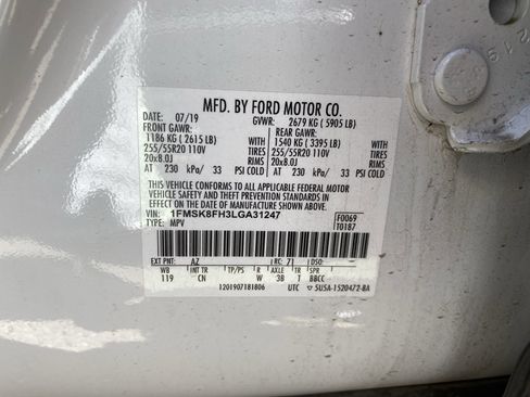 Used 2020 Ford Explorer Limited AWD/4WD image 10