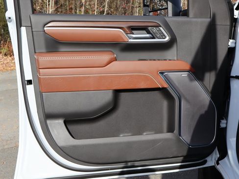 New 2026 GMC Sierra 3500 Denali Ultimate image 12