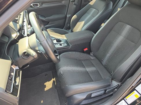 Used 2024 Honda Civic Sport image 18