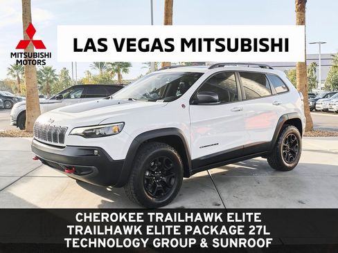Used 2019 Jeep Cherokee Trailhawk image 1