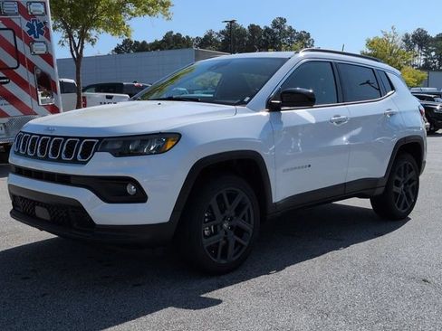 New 2026 Jeep Compass Latitude AWD/4WD image 7