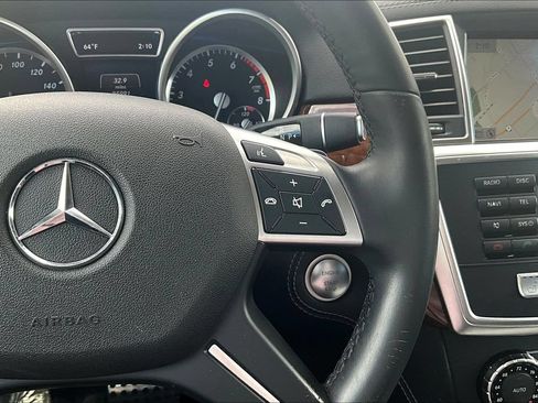 Used 2015 Mercedes-Benz ML 400 4MATIC image 25