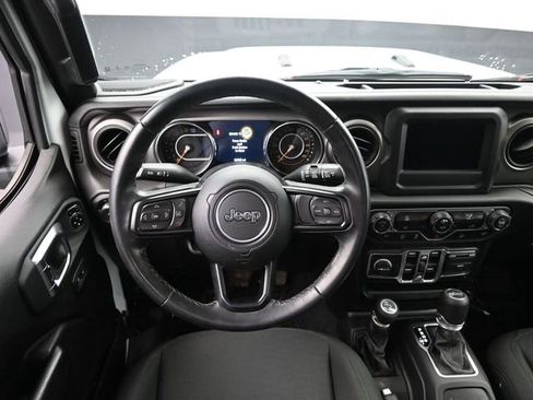 Used 2020 Jeep Wrangler Unlimited Sport S AWD/4WD image 24