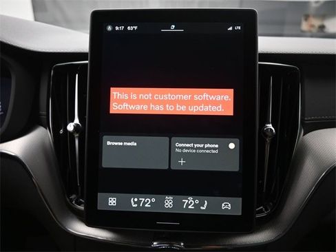 New 2026 Volvo XC60 B5 Ultra w/ Protection Package Premier image 11