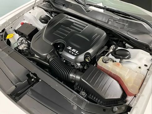 Used 2021 Dodge Challenger SXT RWD image 15