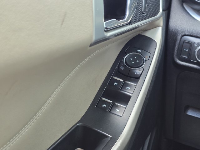 Certified 2022 Ford Explorer XLT RWD image 17