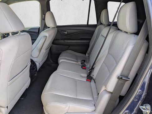 Used 2020 Honda Passport Touring image 17