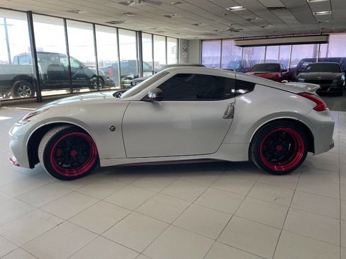 Used 2018 Nissan 370Z NISMO image 4