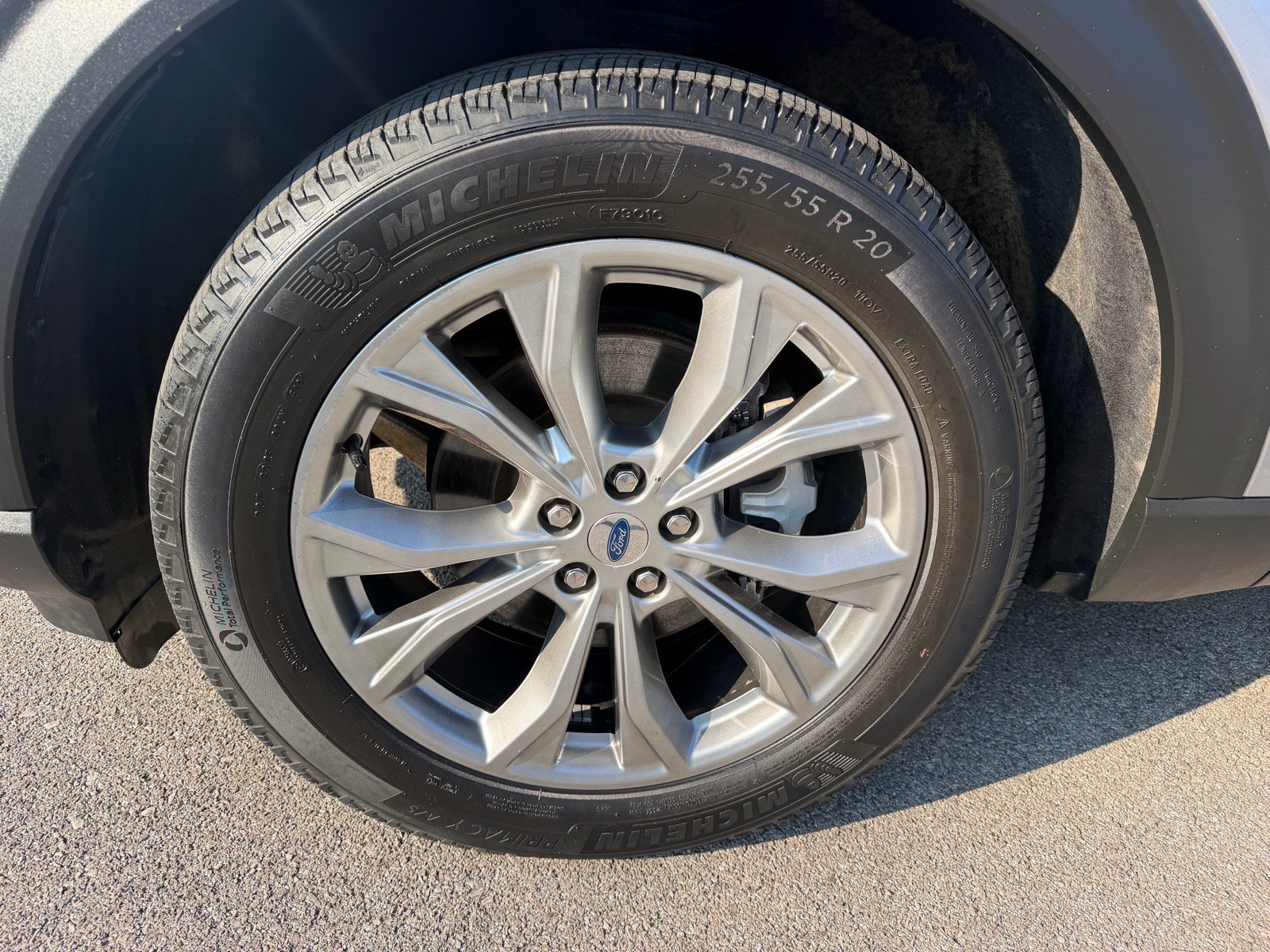 Used 2022 Ford Explorer Limited AWD/4WD image 20