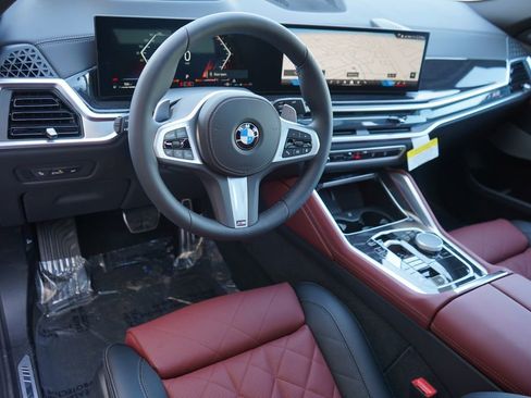 New 2026 BMW X6 xDrive40i w/ Climate Comfort Package image 12