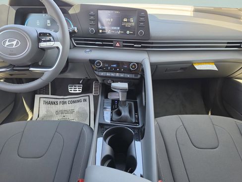 New 2026 Hyundai Elantra SEL Sport Premium FWD image 19