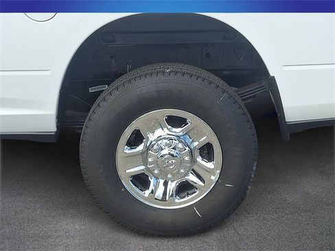 Used 2023 RAM 3500 Tradesman w/ Chrome Appearance Group image 7