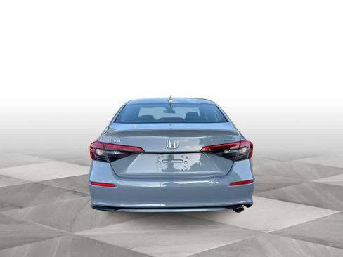 Used 2024 Honda Civic Sport image 6