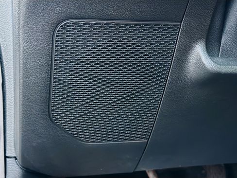 Used 2021 Jeep Gladiator Willys image 22