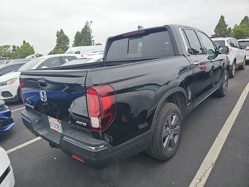 Used 2020 Honda Ridgeline RTL-E image 2