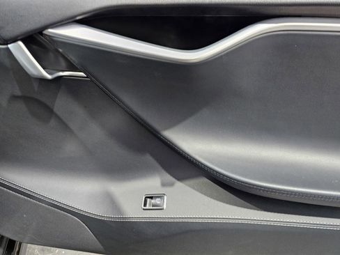 Used 2013 Tesla Model S Performance RWD image 6