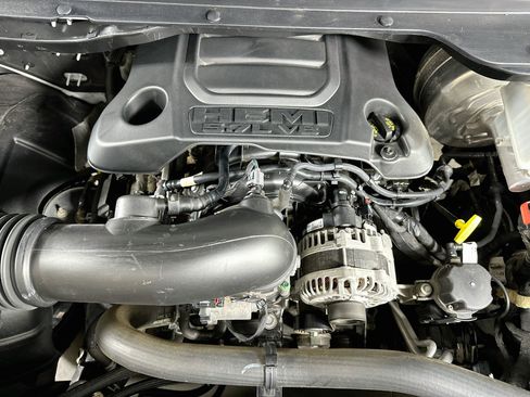 Used 2022 RAM 1500 Limited AWD/4WD image 33