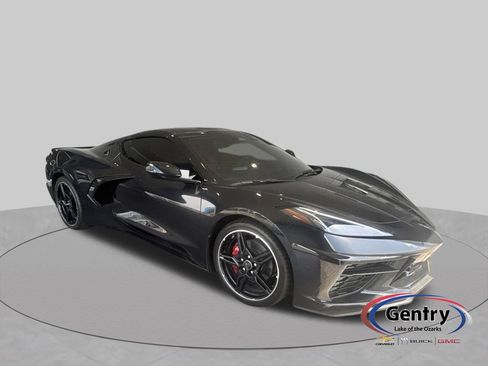Used 2024 Chevrolet Corvette Stingray Coupe w/ 1LT RWD image 7