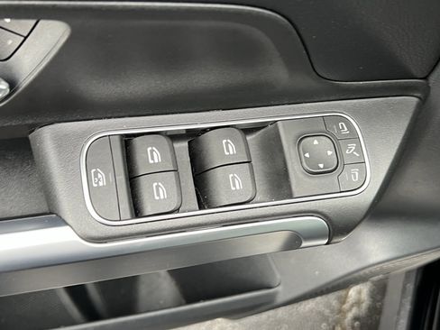 Certified 2024 Mercedes-Benz GLB 250 4MATIC image 15