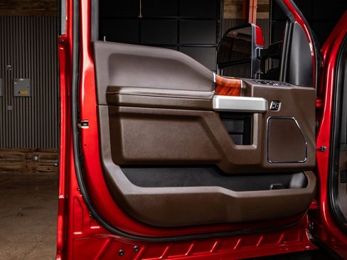 Used 2019 Ford F250 King Ranch w/ King Ranch Ultimate Package image 36