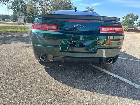 Used 2015 Chevrolet Camaro SS w/ Green Flash Special Edition RWD image 9