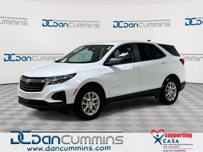 Used 2022 Chevrolet Equinox LS w/ LS Convenience Package