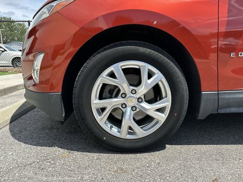 Used 2020 Chevrolet Equinox LT FWD image 13