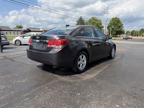 Used 2016 Chevrolet Cruze LT FWD image 7