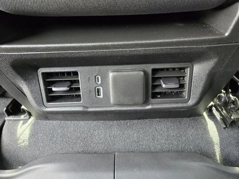 Used 2023 Chevrolet Silverado 1500 LT w/ Safety Package AWD/4WD image 15