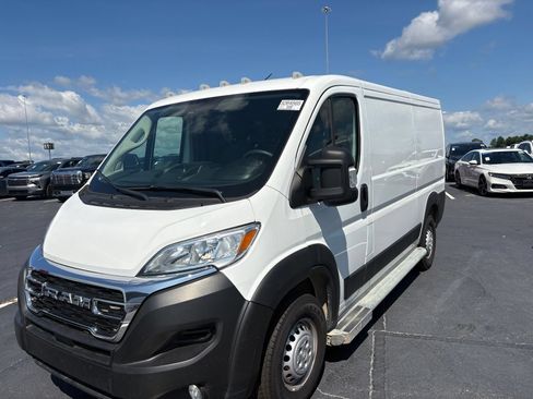 Used 2025 RAM ProMaster 2500 w/ U-Haul Equipment Group FWD image 7
