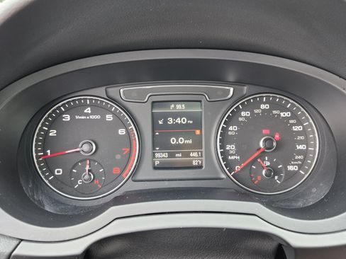 Used 2018 Audi Q3 2.0T Premium Plus w/ Premium Plus Package AWD/4WD image 35