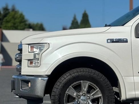 Used 2016 Ford F150 Lariat w/ Equipment Group 502A Luxury AWD/4WD image 11