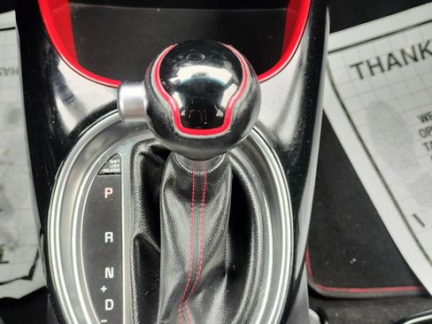 Used 2015 Kia Soul + image 34