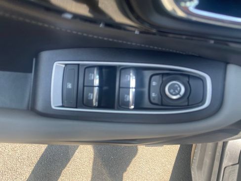Used 2020 Subaru Outback Limited XT AWD/4WD image 17