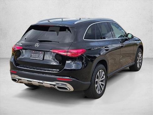 Certified 2026 Mercedes-Benz GLC 300 image 5