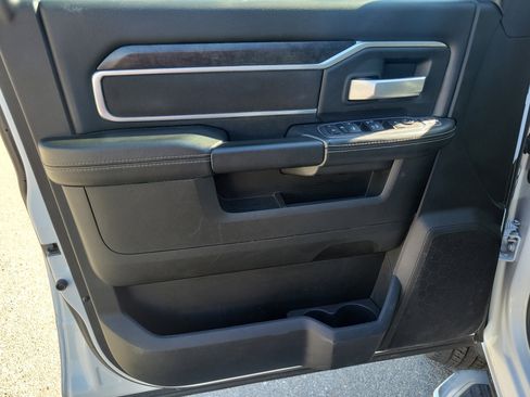 Used 2024 RAM 2500 Big Horn image 23