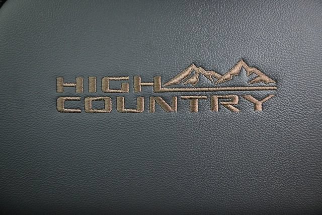 Used 2026 Chevrolet Silverado 2500 High Country w/ Technology Package AWD/4WD image 37