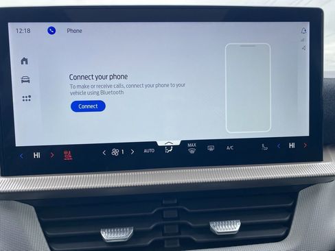 New 2026 Ford Explorer Active w/ Active Comfort Package image 38