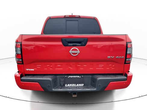 Used 2022 Nissan Frontier SV image 6