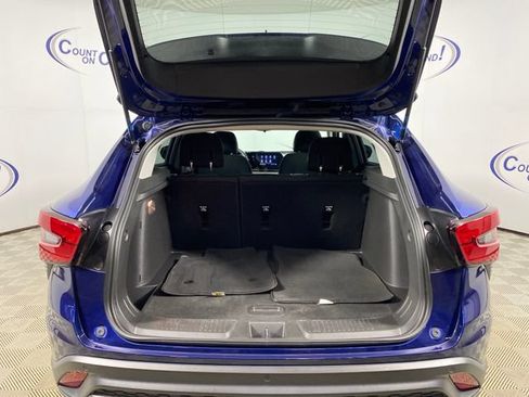 Certified 2024 Chevrolet Trax LS w/ LS Convenience Package FWD image 26