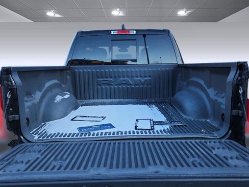 Used 2022 RAM 1500 Big Horn image 15