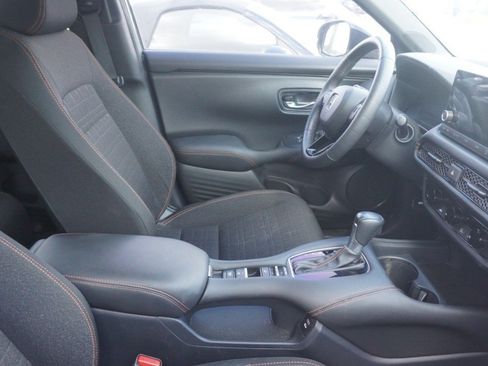 Used 2024 Honda HR-V Sport image 9