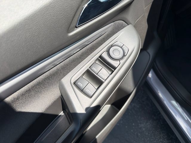 Certified 2023 Chevrolet Bolt EUV LT w/ Driver Confidence Package FWD image 13